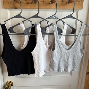 Urban Outfitters Ribbed Crop Tops - Black, White, Gray